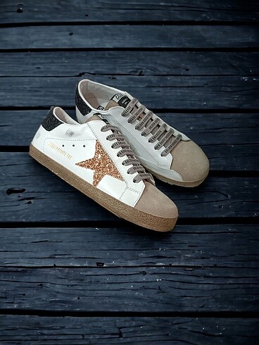 37 Beden çeşitli Renk GOLDEN GOOSE DELUXE BRAND - SUEDE