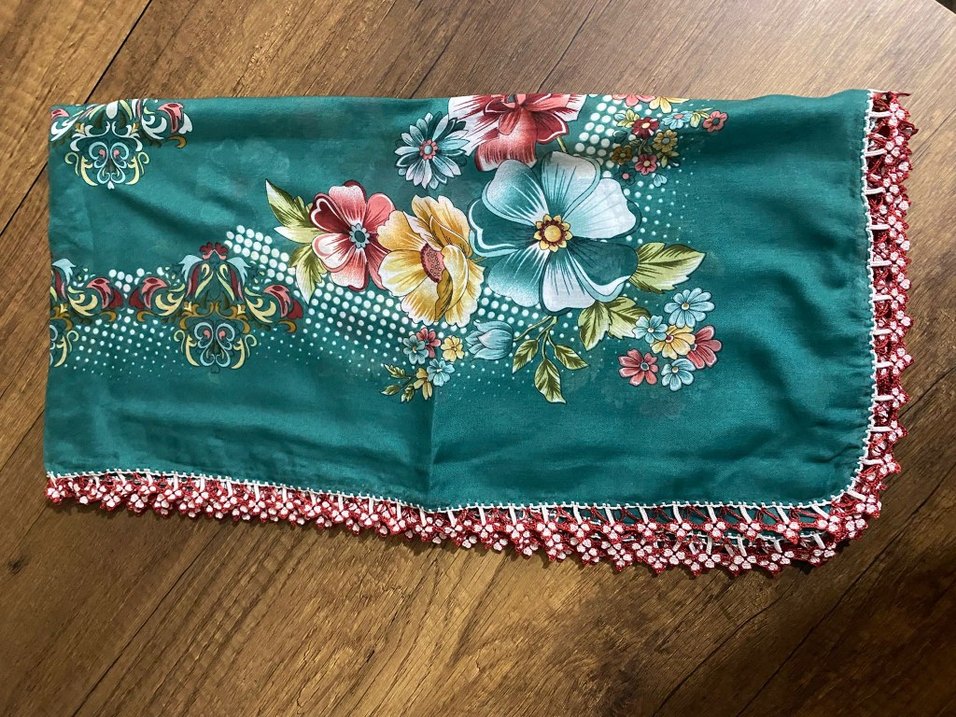 Çiçek Desenli Çok Renkli Kadın yazma - Görsel 3