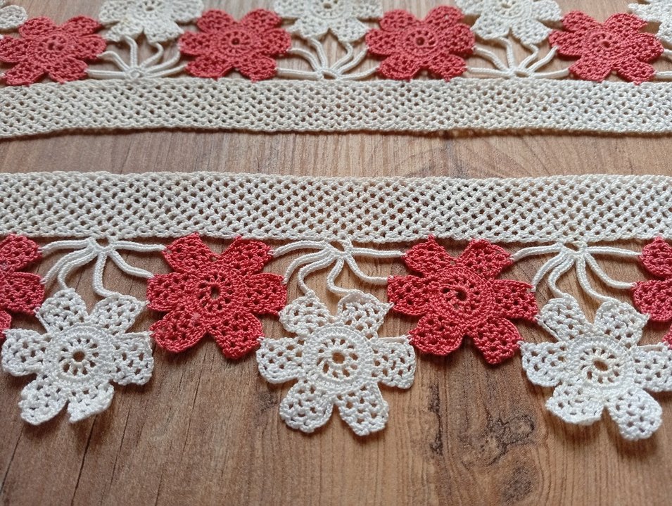 Bohem Kırmızı Beyaz El Yapımı Çiçekli Dantel - Görsel 3