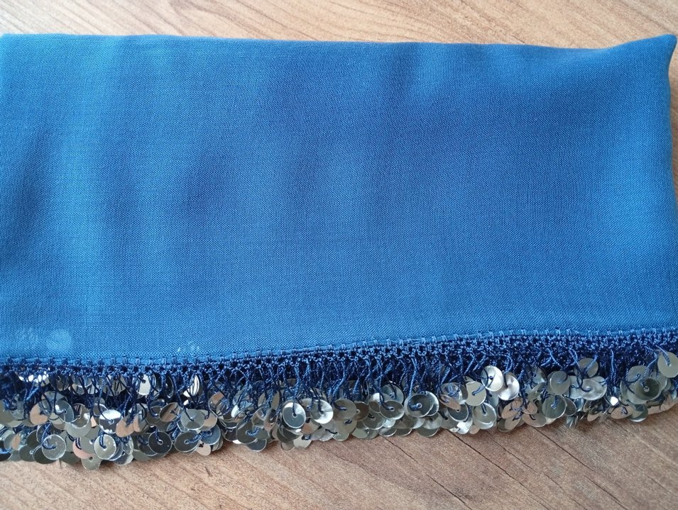 Mavi İpek Kadın Fular - Pullu Kenar - Görsel 4