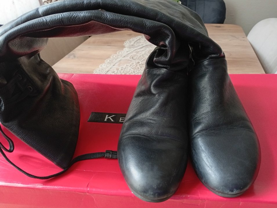 Siyah Deri Gösterişli Kadın Dizüstü Çizme - Görsel 2