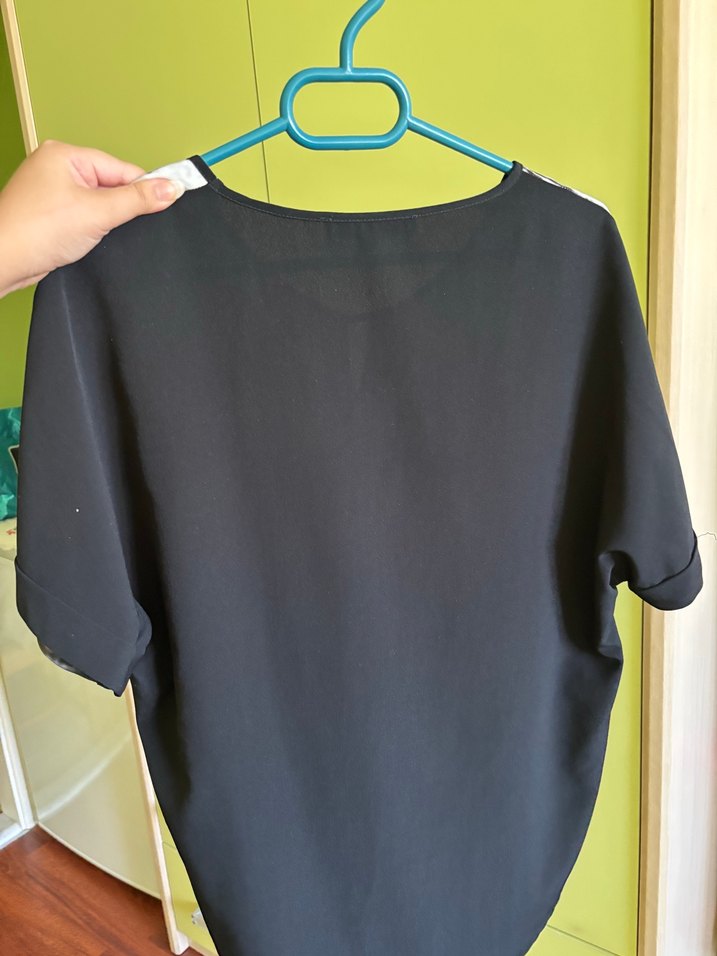 Siyah Kadın Bluz - Görsel 3