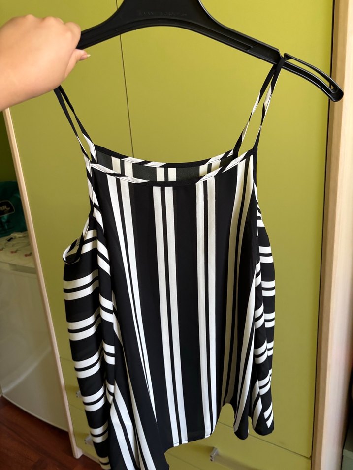 Çizgili İp Askılı KADIN Bluz - Görsel 2