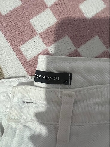 Trendyol & Milla Trendyolmilla beyaz kargo pantolon