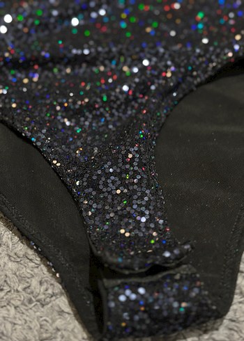 Bershka Simli Siyah Strappy Çıtçıtlı Body