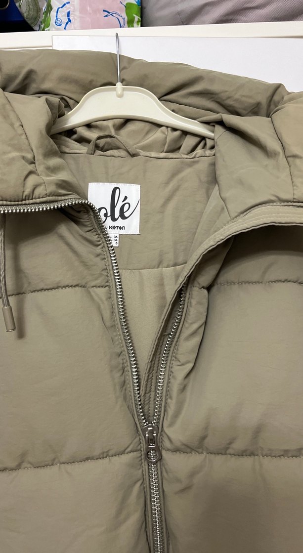 yeşil Kapüşonlu Fermuarlı Kadın Mont - Görsel 5