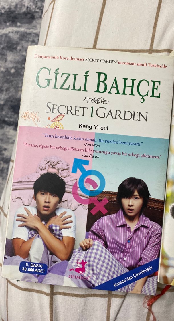 Esra Erdal ve Gizli Bahçe Romanları HEDİYELİ - Görsel 2