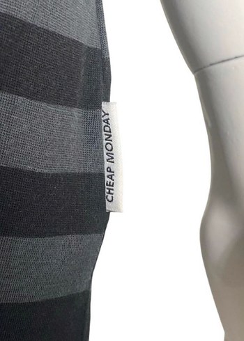 Siyah gri Çizgili grunge bluz - Görsel 4