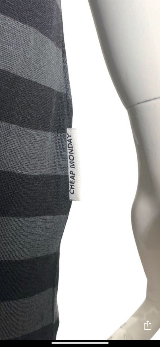 Siyah gri Çizgili grunge bluz - Görsel 4