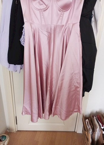 Pembe Midi Drapeli Straplez Kadın Elbise - Görsel 3