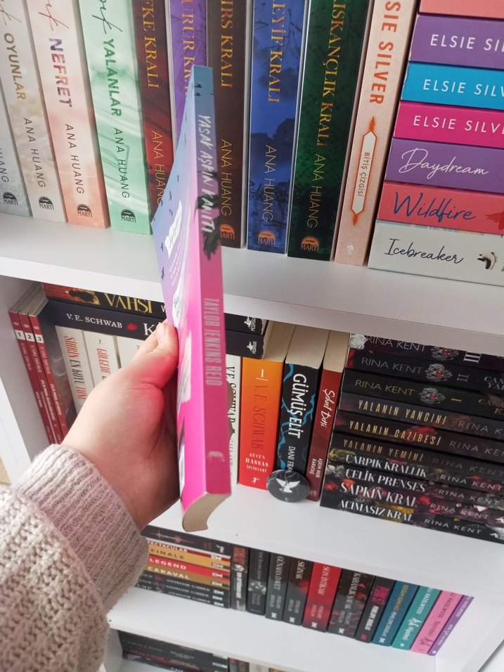 Yasak Aşkın Kanıtı - Taylor Jenkins Reid - Görsel 3