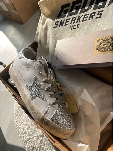 40 Beden beyaz Renk Golden goose ayakkabı