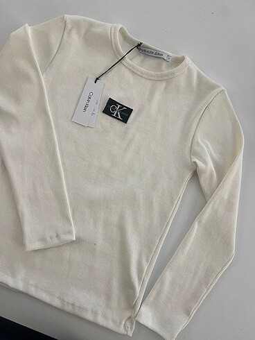 Calvin klein beyaz badi