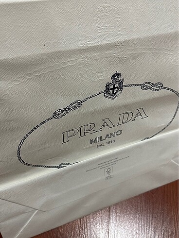Prada Prada alışveriş poşeti çantası karton