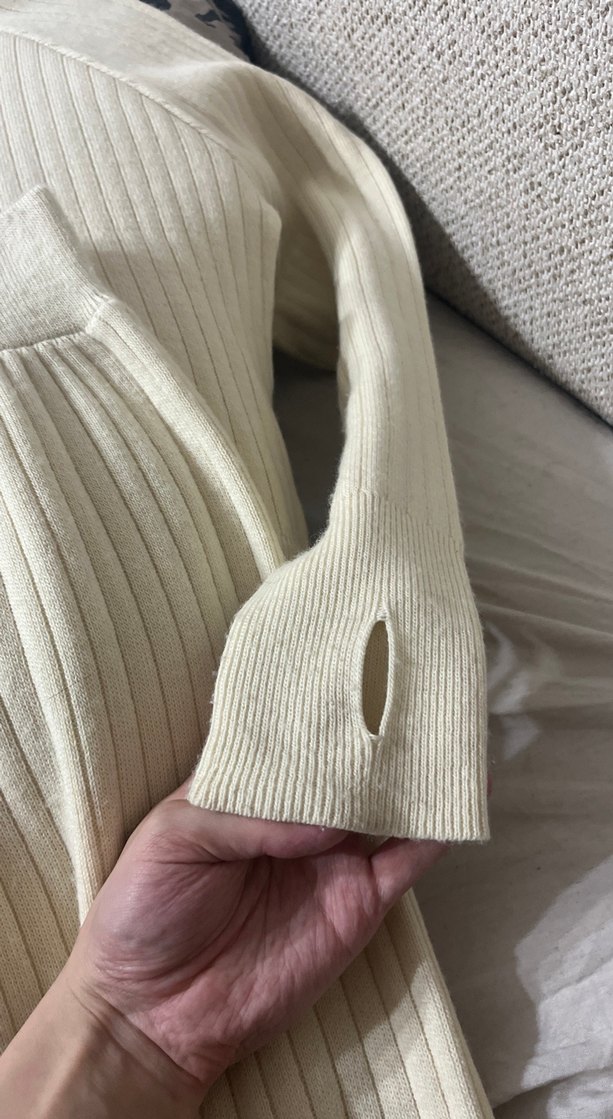 Yüksek Yakalı Beyaz Uzun Triko Elbise - Görsel 2