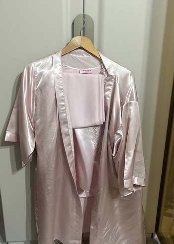 Pembe Parlak Saten Kadın Pijama Takımı - Görsel 2