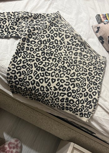 Beyaz Gri Desenli Battaniye - Görsel 2