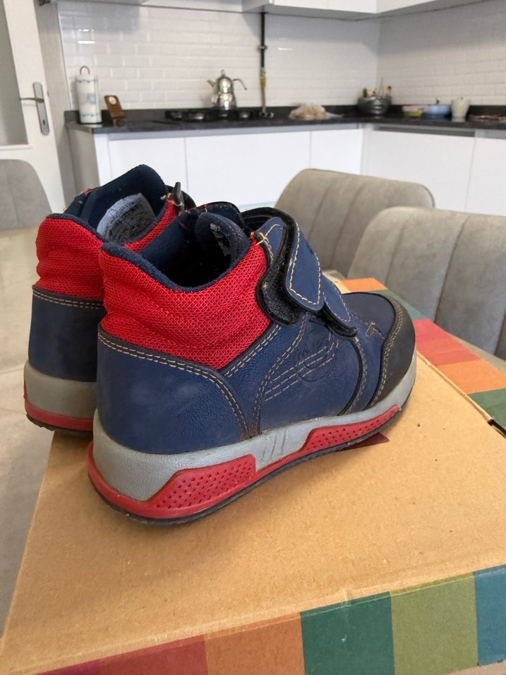 Polaris deri çocuk ayakkabısı 1-2 kez kullanıldı 28 numara - Görsel 3