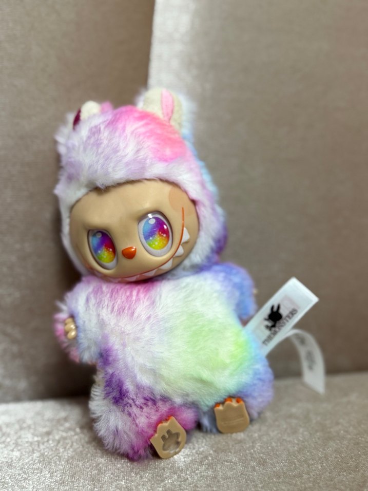 LABUBU ÇEŞİTLERİ Gri Peluş Oyuncak Anahtarlık - Görsel 4