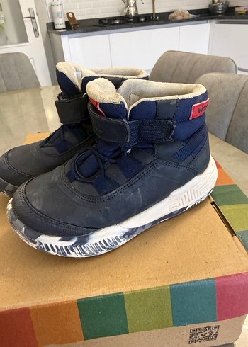 Vicco çocuk bot 26 numara kusursuz 1-2 kez giyildi - Görsel 3