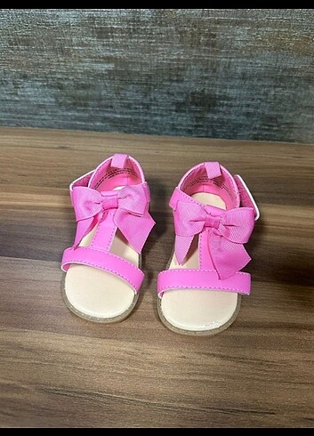 H&M Bebek sandalet 