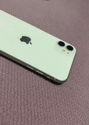 Beyaz Apple iPhone pastel renkli