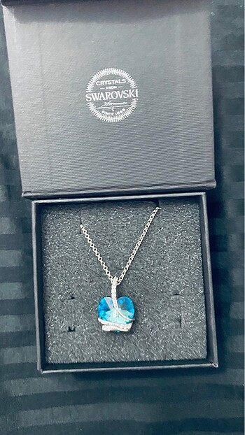 Swarovski Monemel Kolye