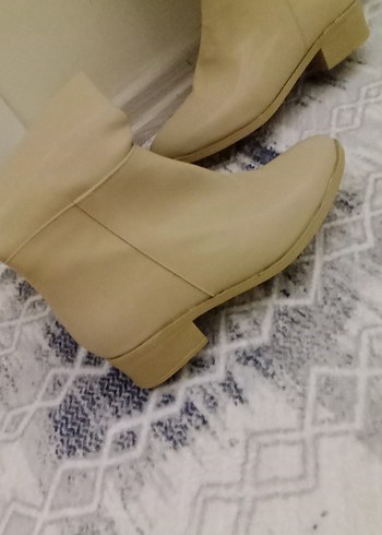 40 Beden camel Renk Bej Topuklu diz altı Çizme