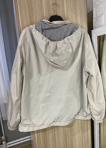 Bej Street Wear Kadın Yağmurluk Rüzgarlık - Görsel 3