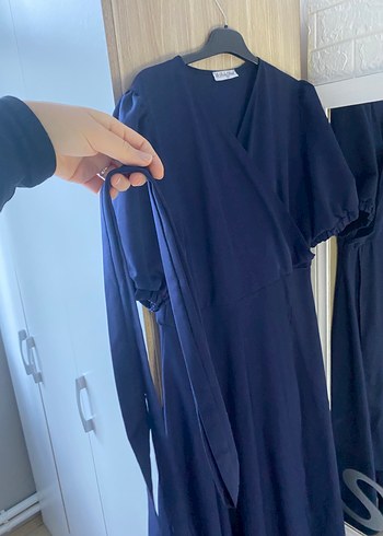 Lacivert Midi V Yaka Elbise - Görsel 3