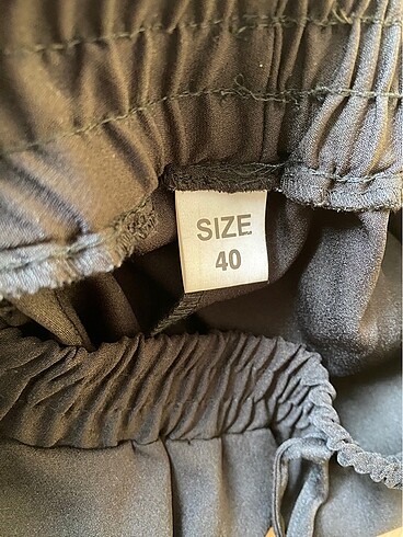 40 Beden Siyah kumaş pantolon