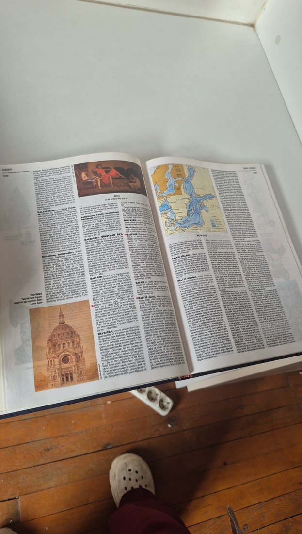 Büyük Larousse Sözlük ve Ansiklopedisi 3 - Görsel 4