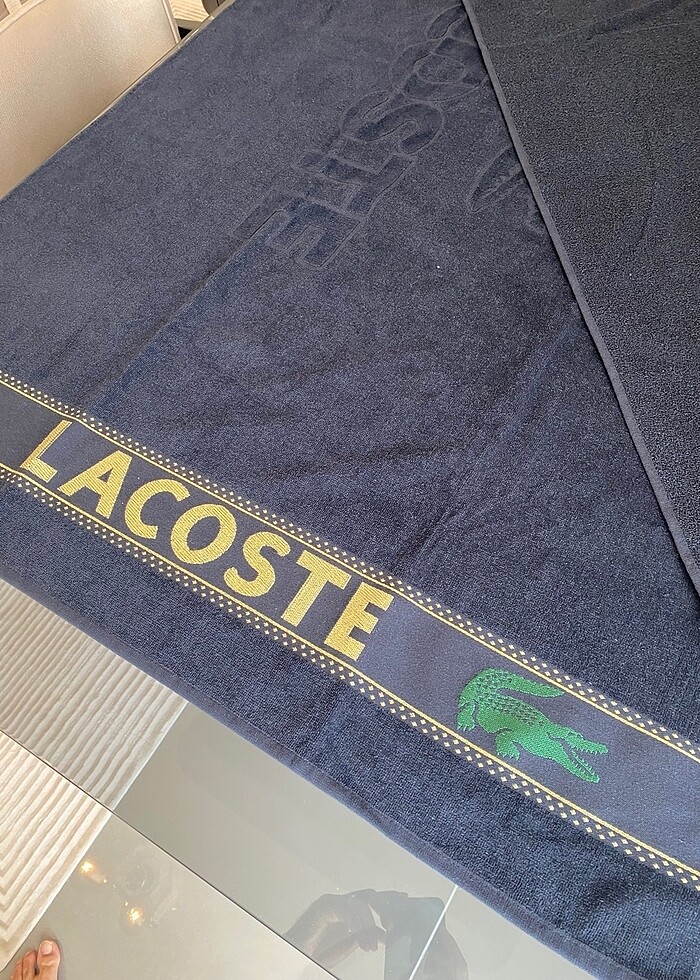 ?Lacoste plaj havlusu - Görsel 5