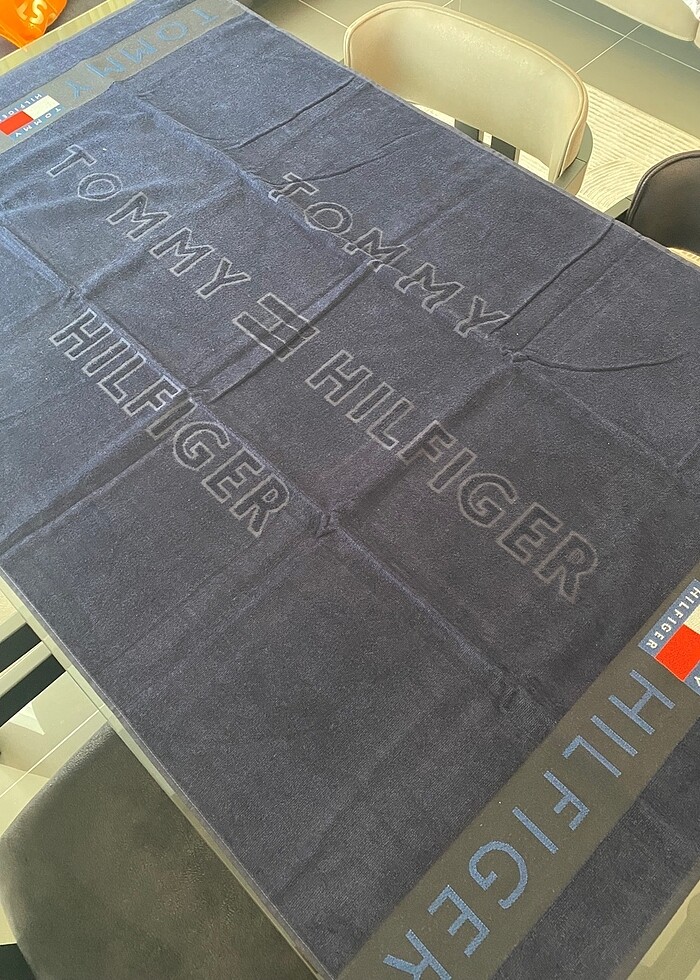 ?Tommy hilfiger plaj havlusu - Görsel 3
