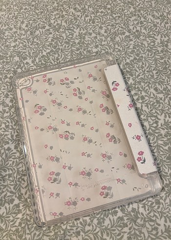 Beyaz Çiçek Desenli 9.7 inç Tablet Kılıfı