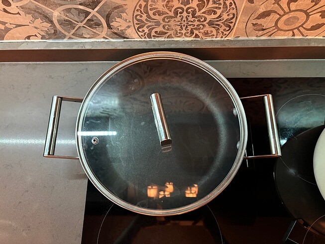 Diğer Smeg tencere takımı