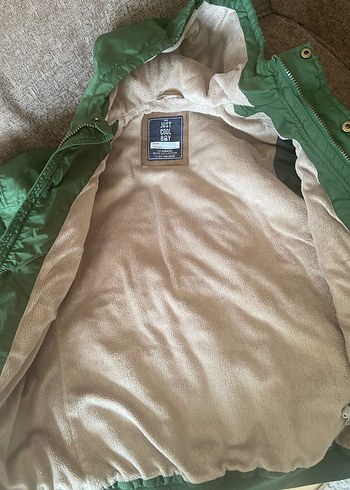 lc Waikiki çocuk yeşil mont - Görsel 11