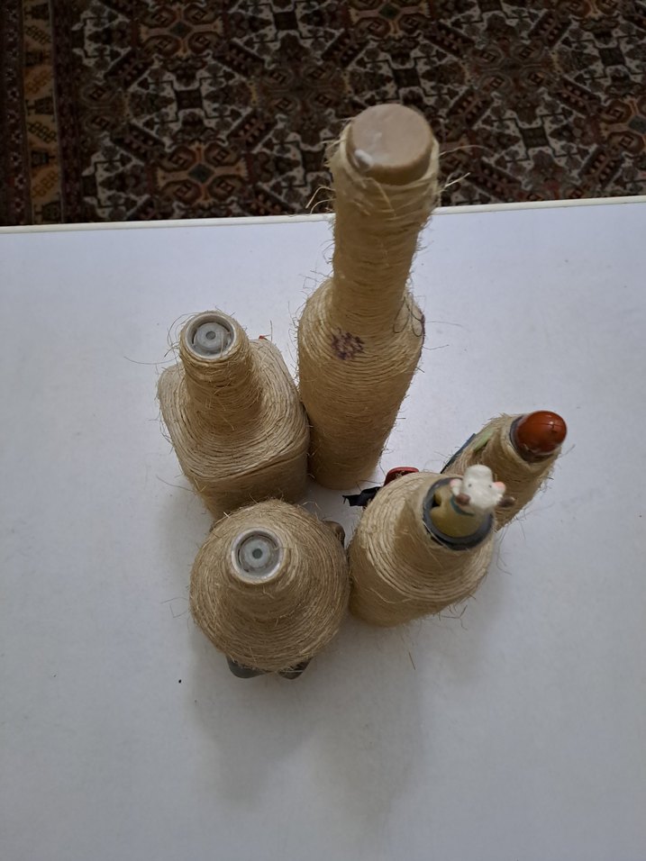 Renkli Süslemeli Hasır Kaplı Vazo Seti - Görsel 3