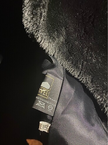 38 Beden La Furrier by Begün Kürk 10 bin lira değerinde M-L beden kürk