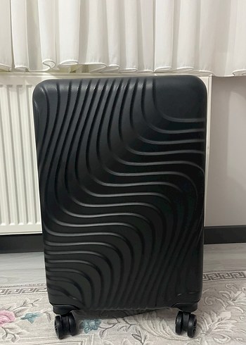 Piliseli Siyah Zebra Desenli Erkek Valiz