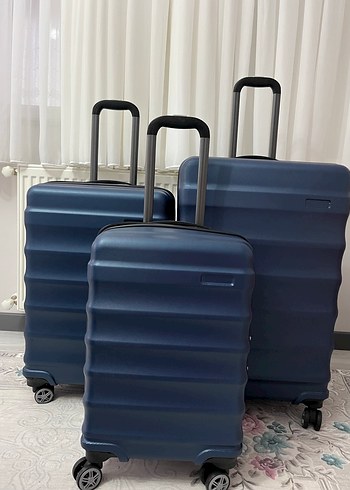 Modern Klasik Lacivert Katlamalı Valiz Seti