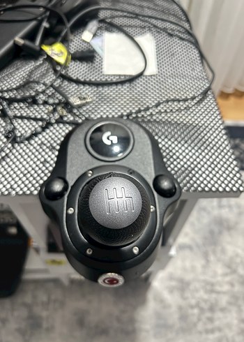 Logitech Siyah Oyun Direksiyonu Seti - Görsel 5