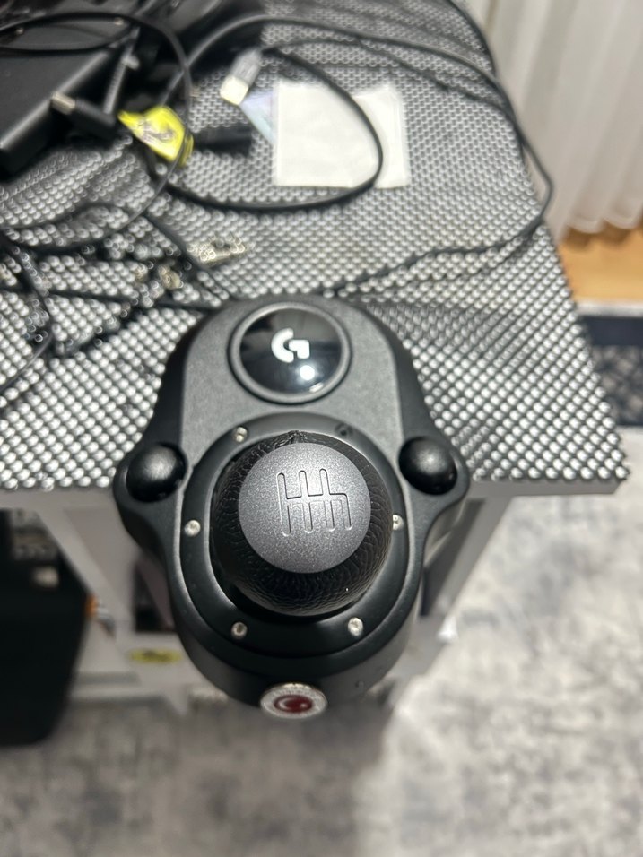 Logitech Siyah Oyun Direksiyonu Seti - Görsel 5