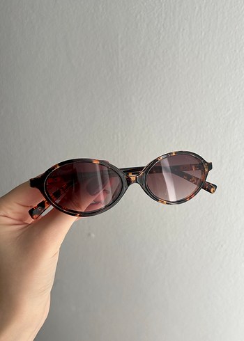 Miu Miu Kadın Kahverengi Parlak Gözlük - Görsel 3