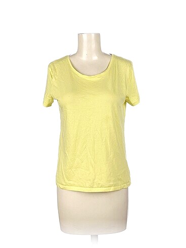 PreLoved T-shirt %70 İndirimli.