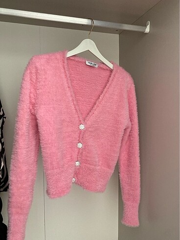 Pembe peluş hırka