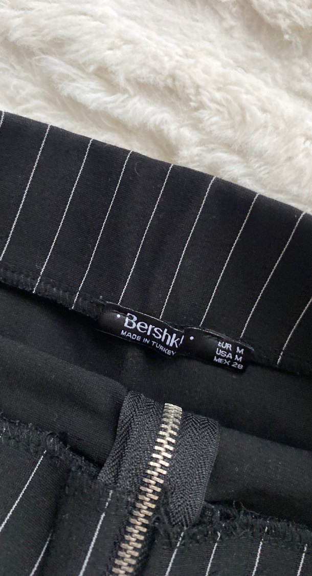 Çizgili Siyah Kemerli Mini Etek - Görsel 3