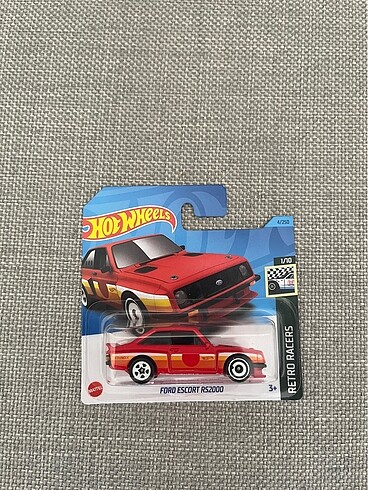  FORD ESCORT RS2000 - HOT WHEELS