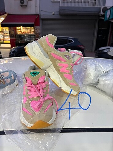 New balance 9060
