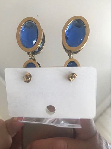 Zara Mavi taşlı küpe